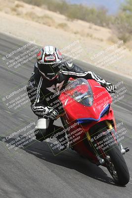 media/May-05-2025-Moto Forza (Mon) [[3c1838c5e5]]/3-C Group/Session 2 (Turn 7 Inside)/